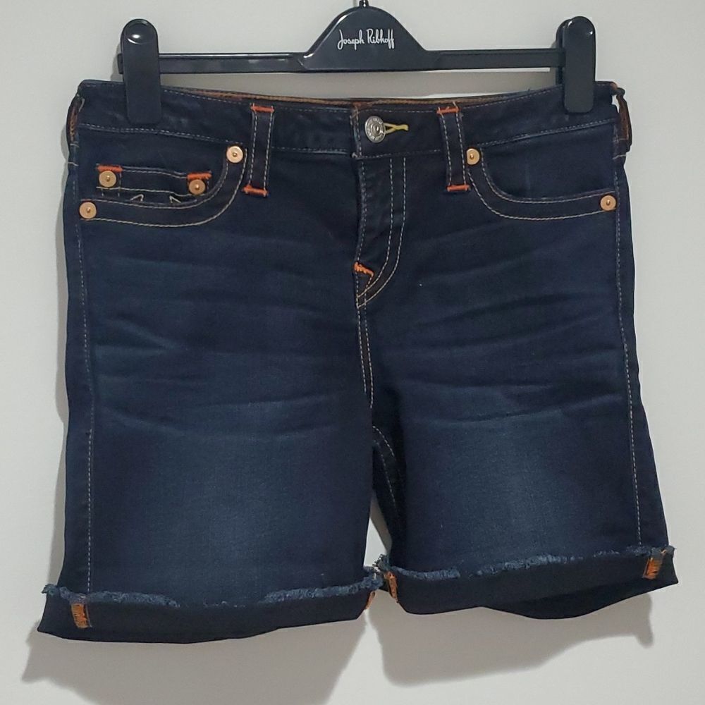 TRUE Religion dark wash 31x7 Jayde mid rise classic jean shorts